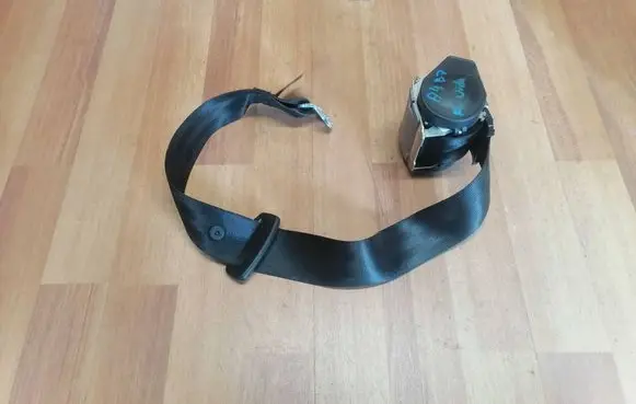 Audi A4 S4 B7 8E 8H Middle seatbelt (rear) 8E5857807AA 605070800