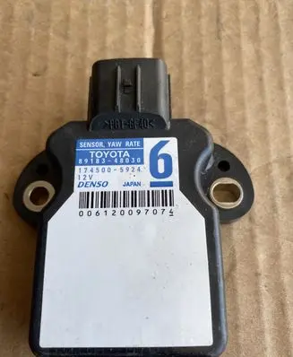Lexus CT 200H ESP acceleration yaw rate sensor 8918348030 1745005924