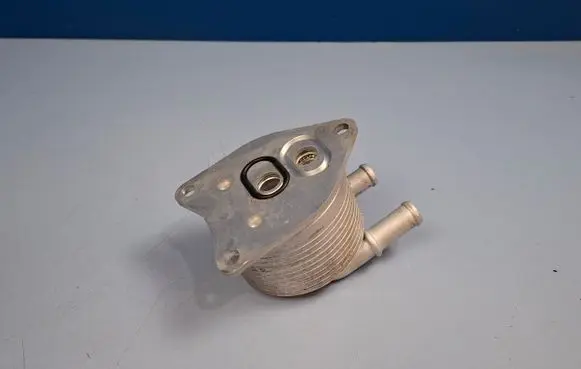 Peugeot 308 Gearbox / Transmission oil cooler 9827747580