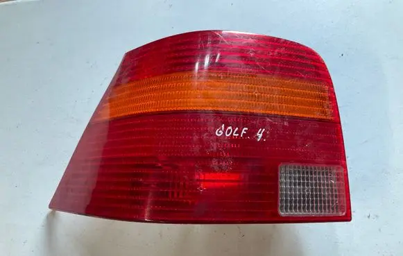 Volkswagen Golf IV Rear/tail lights 1J6945095R 67736972R