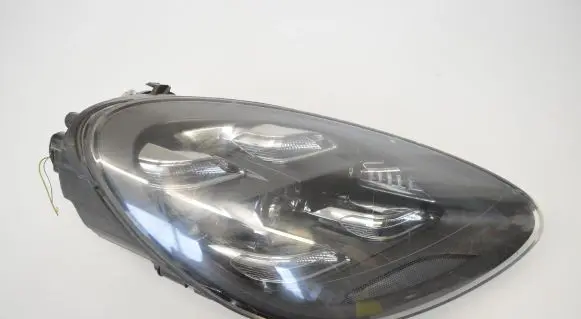 Porsche Cayenne (92A) Headlight/headlamp 7P59581010LT