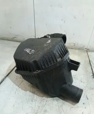 Opel Antara Air filter cleaner box bracket assembly 22745825