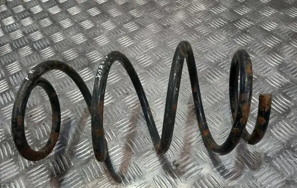 Nissan X-Trail T31 Front coil spring