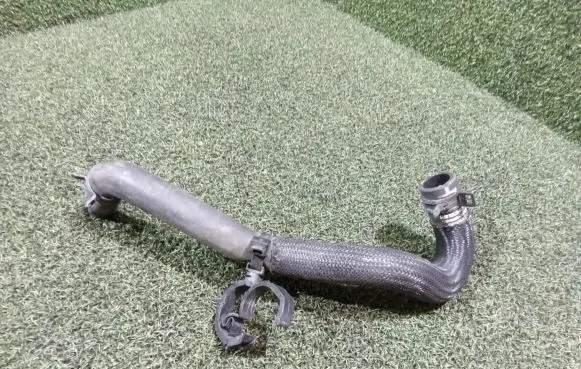 Renault Master III Engine coolant pipe/hose 110618490R
