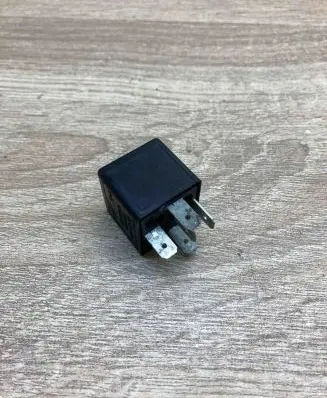 Ford Galaxy Other relay 7M0951253 V23134M52X302