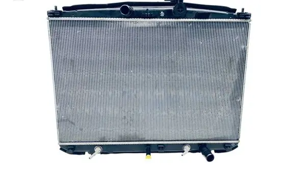 Lexus RX 450H Coolant radiator 1640031A30 1640136020 16400-31A30