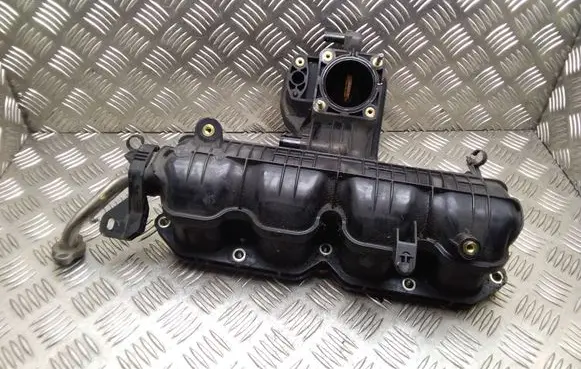 Toyota Prius (XW30) Intake manifold 1712037050