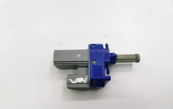 Mazda CX-7 Clutch pedal sensor BP4K