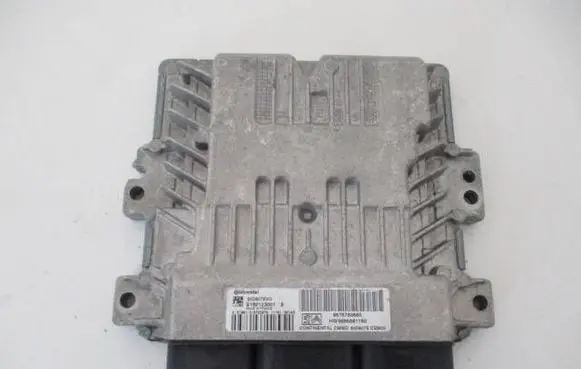 Peugeot 508 Engine control unit/module 9676760880