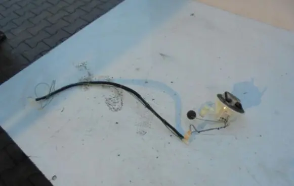 Audi A5 8T 8F Fuel level sensor 