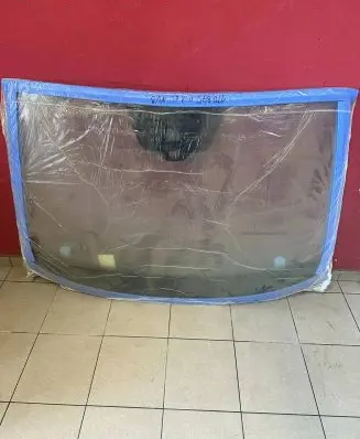 Volkswagen Touran III Front windscreen/windshield window 1T0845011EC