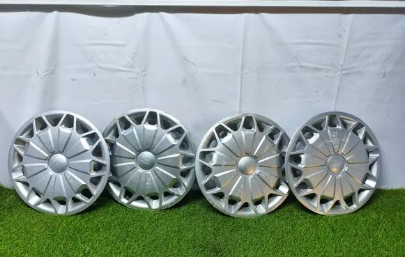 Ford Transit R15 wheel hub/cap/trim BK211130AA