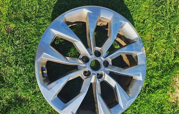 KIA Sorento R20 alloy rim 52910R5450