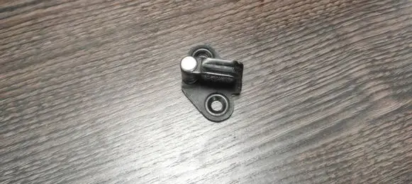 Volkswagen Transporter - Caravelle T4 Front door lock loop/hook striker 701837767