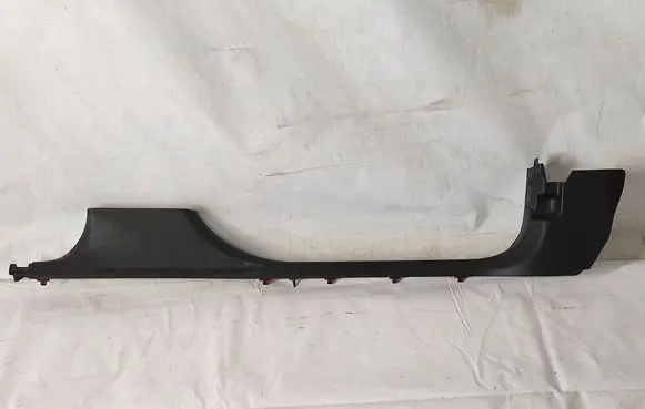 Chevrolet Cruze II Front sill trim cover 39008553