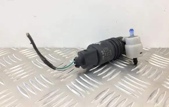 Porsche Cayenne (9PA) Windscreen/windshield washer pump 1J6955651