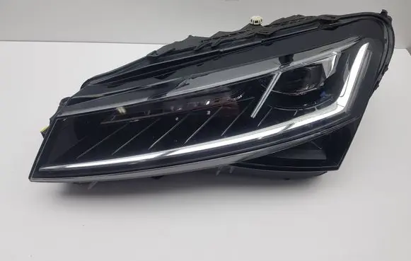 Skoda Superb B8 (3V) Headlight/headlamp 3V1941015D 1502202 MDE9224301