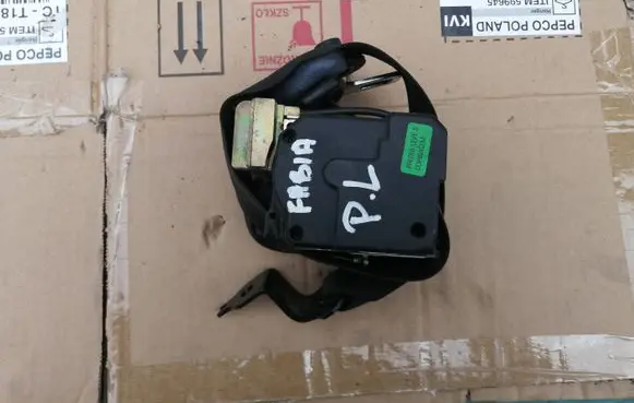 Skoda Fabia Mk1 (6Y) Front seatbelt