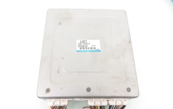 Mazda 6 Engine control unit/module E6T50676H