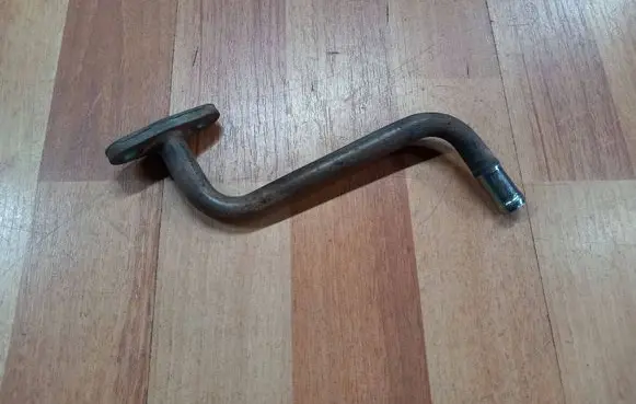 Chrysler Voyager Turbo turbocharger oiling pipe/hose 
