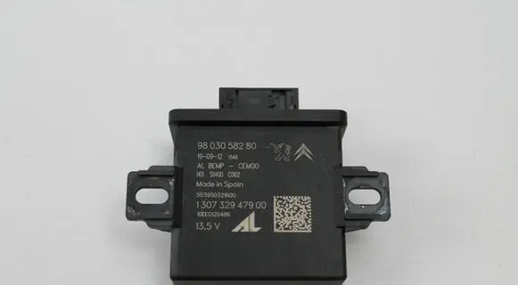 Peugeot 508 Light module LCM 9803058280