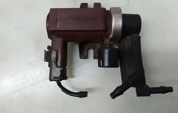 Volvo V50 Turbo solenoid valve 9650098380