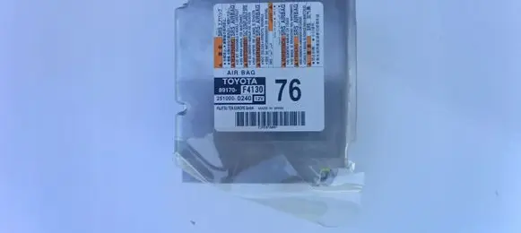 Toyota C-HR I Airbag control unit/module 89170F4130R