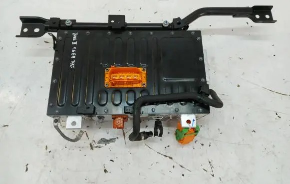 Nissan Juke II F16 Front door wiring loom/harness boot 295100267R