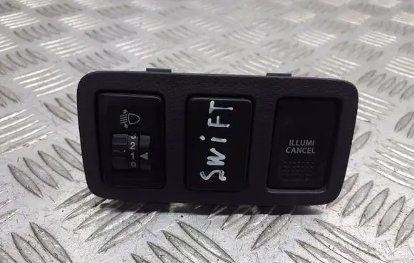 Suzuki Swift I Headlight level adjustment motor R2342