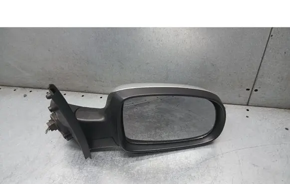 Opel Corsa C Front door electric wing mirror 