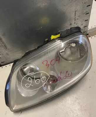 Volkswagen Caddy Headlight/headlamp 2K0941005B 20011002A