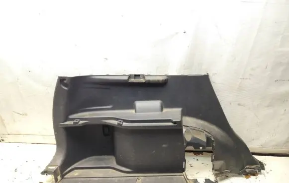 Honda CR-V Trunk/boot side trim panel