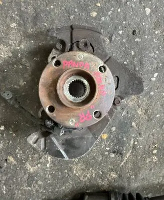 Fiat Panda II Front wheel hub spindle knuckle 5546546