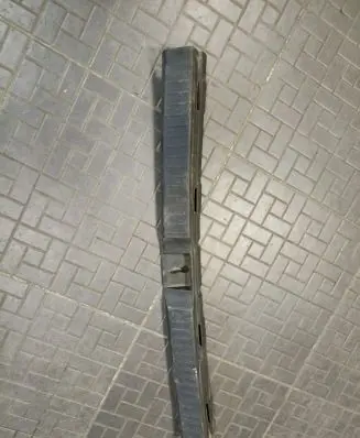 Toyota Corolla Verso AR10 Trunk/boot sill cover protection 647160F010