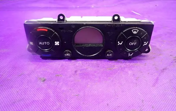 Ford Mondeo Mk III Climate control unit 1S7H18C612AD