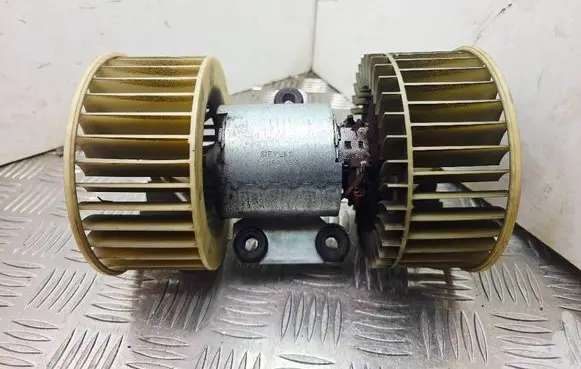 BMW 5 E39 Heater fan/blower 8372493 64118372493 5399533900