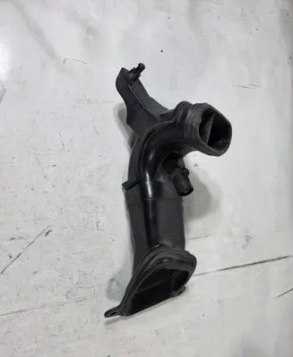 Opel Astra J Air intake duct part 13337772