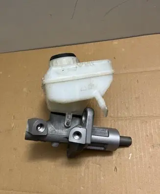 Audi A4 S4 B8 8K Master brake cylinder 8K0611301A