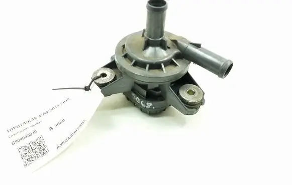 Toyota RAV 4 (XA40) Electric auxiliary coolant/water pump G904048010