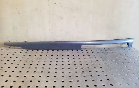 Dashboard glove box trim