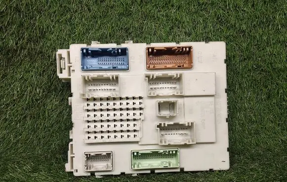 Ford Grand C-MAX Power management control unit BV6N14A073FP