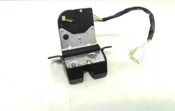 KIA Rio Tailgate/trunk/boot lock/catch/latch