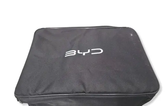 BYD Atto 3 Electric car charging cable 1536987000 1666375400 SC2ES2126040FN