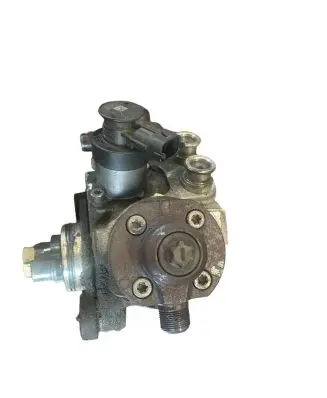 Volvo XC60 Fuel injection high pressure pump 31372081 0445010681