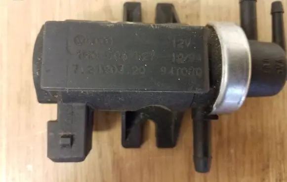 Volkswagen Golf IV Turbo solenoid valve 1H0906627 72190320