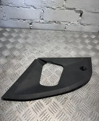 Engine bonnet/hood lock trim molding