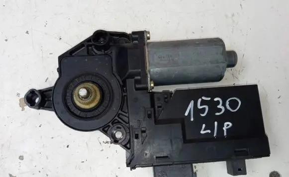 Peugeot 307 Front wiper linkage 