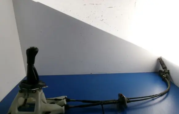 Mitsubishi Outlander Gear shift rod 