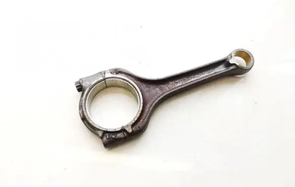 Volkswagen Golf VII Connecting rod/conrod 