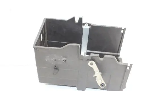 Ford C-MAX II Battery box tray AM5110723D